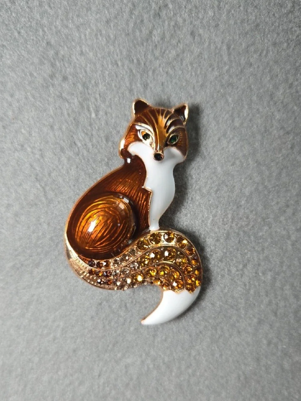 Fox Brooch in Brown, White & Gold